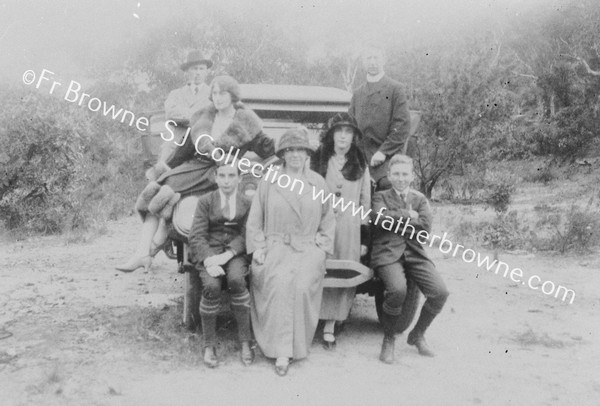 ( ON HAWKESBURY RIVER ) :MIXED GROUP,CAR,FR.B